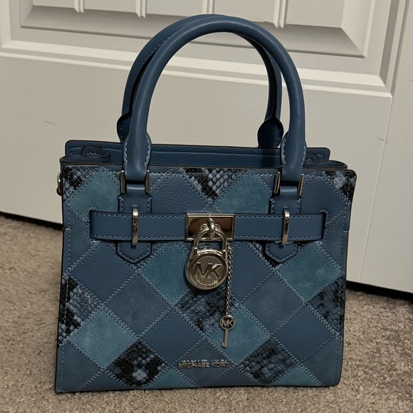 Cute Michael Kors blue patchwork medium tote handbag crossbody purse new - Picture 2 of 11